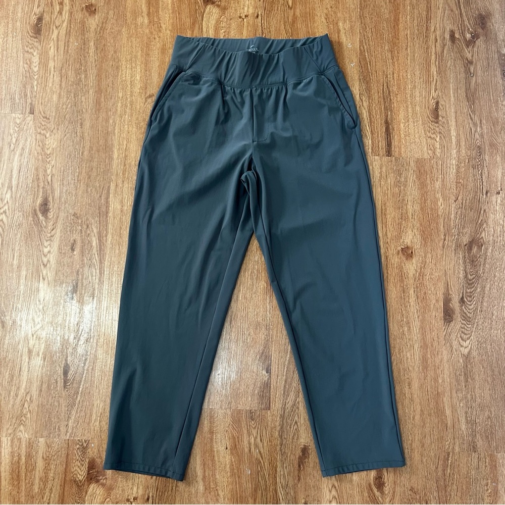 Freely Women’s Metro Pants